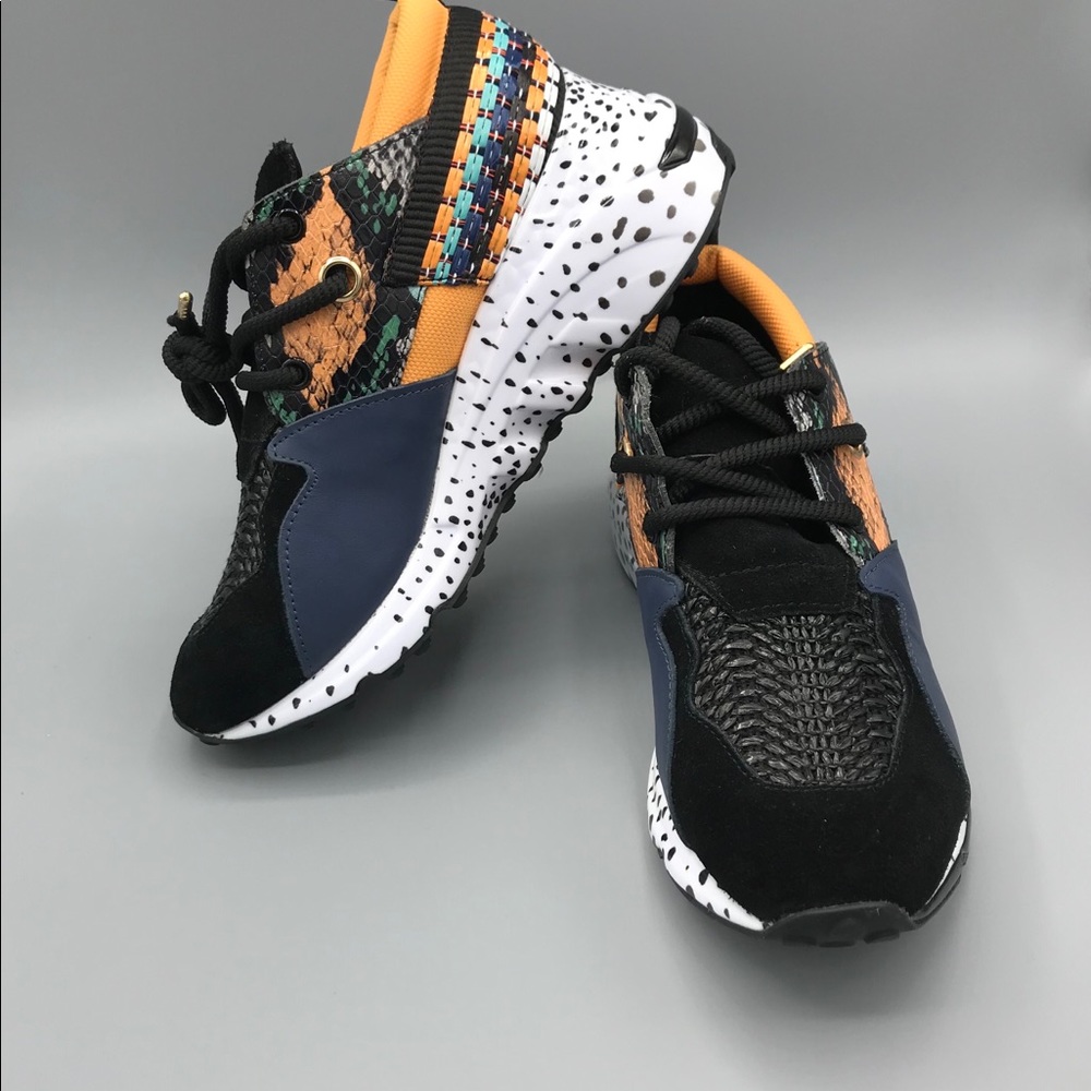 Steve Madden Women’s Cliff Sneaker Sz 6 and 7.5 - Picture 2 of 7